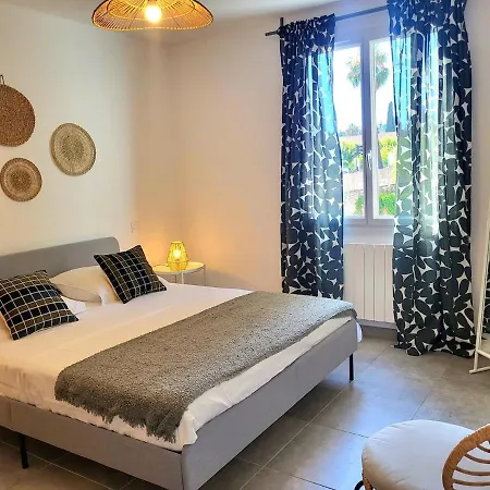 T2 Renove Jardin Et Parking شقة